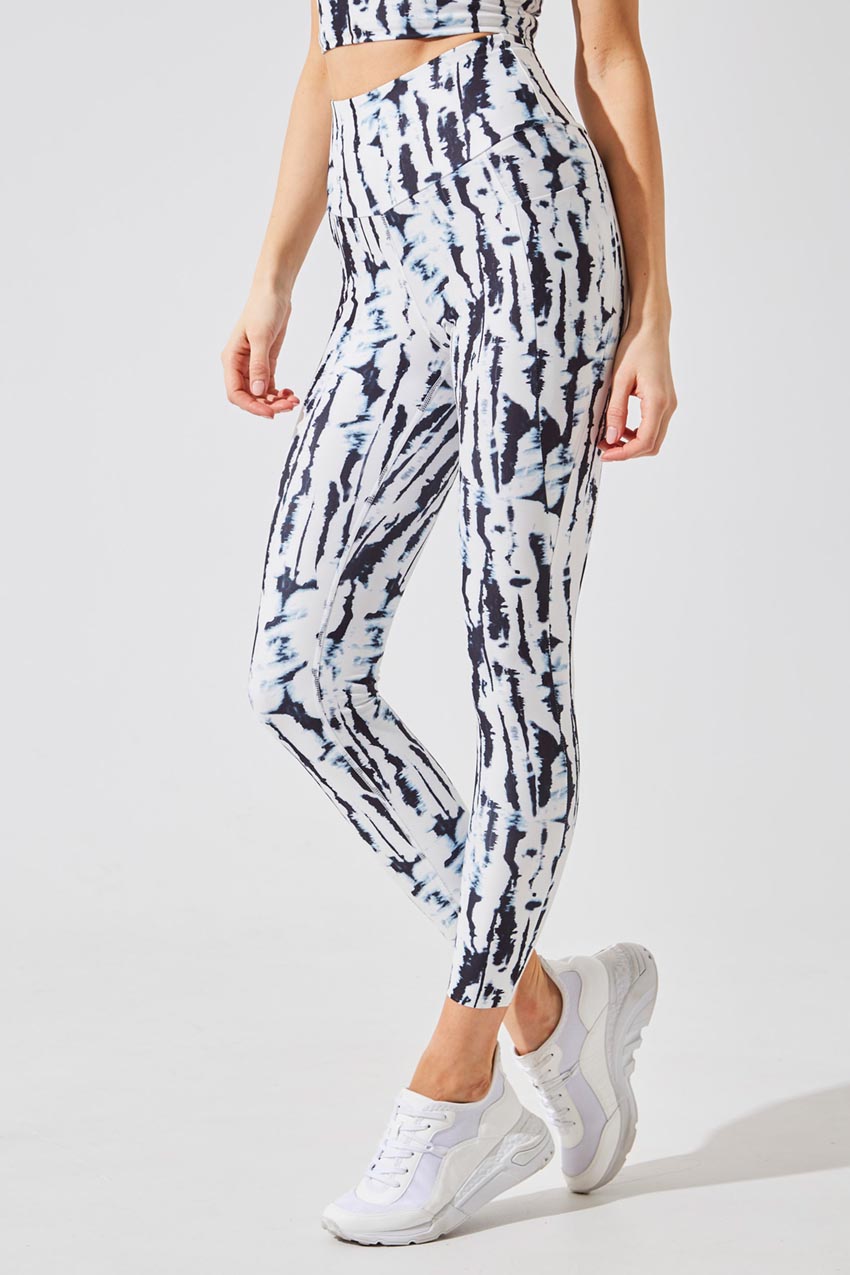 MPG Sport women's Score Recycled Polyester High Waisted 7/8 Legging in White Linear Tie Dye