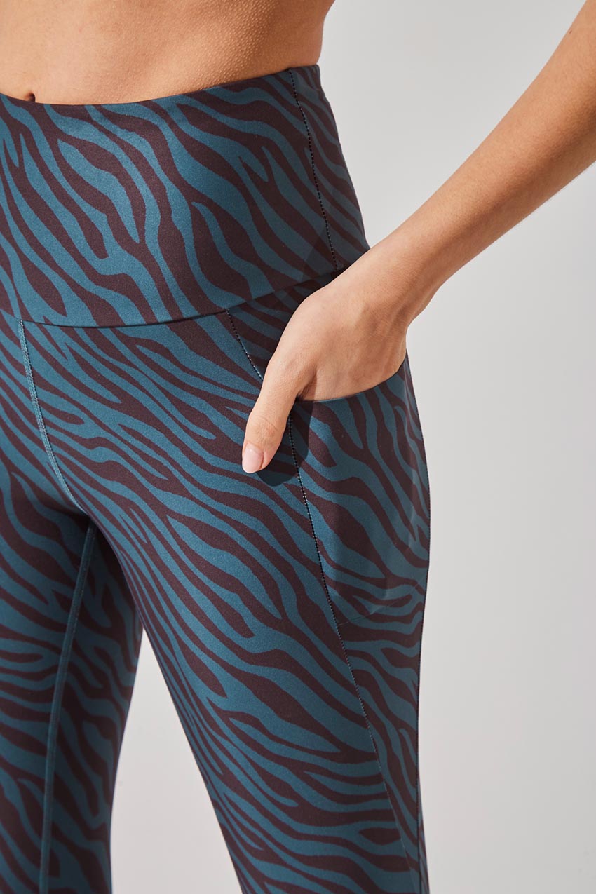 Score Recycled Polyester Zebra Print High Waisted 7/8 Legging