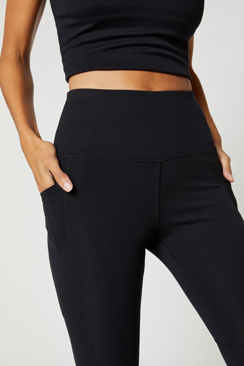 Remy Recycled High-Waisted Ribbed 7/8 Legging
