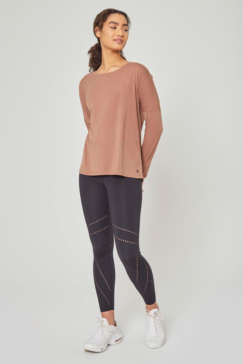 Raelynn Pursuit Recycled High-Waisted Perforated 7/8 Legging