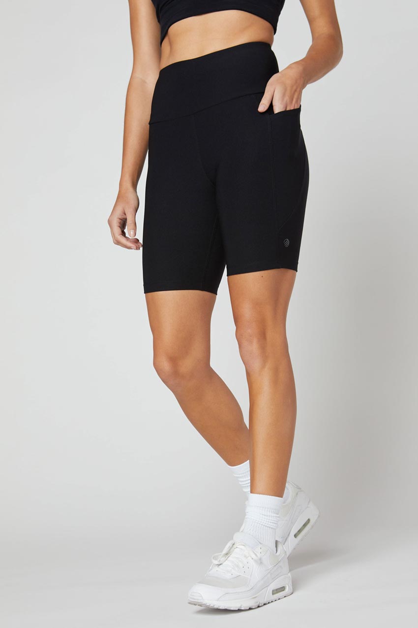 Kalani Explore Recycled High-Waisted 8" Bike Short