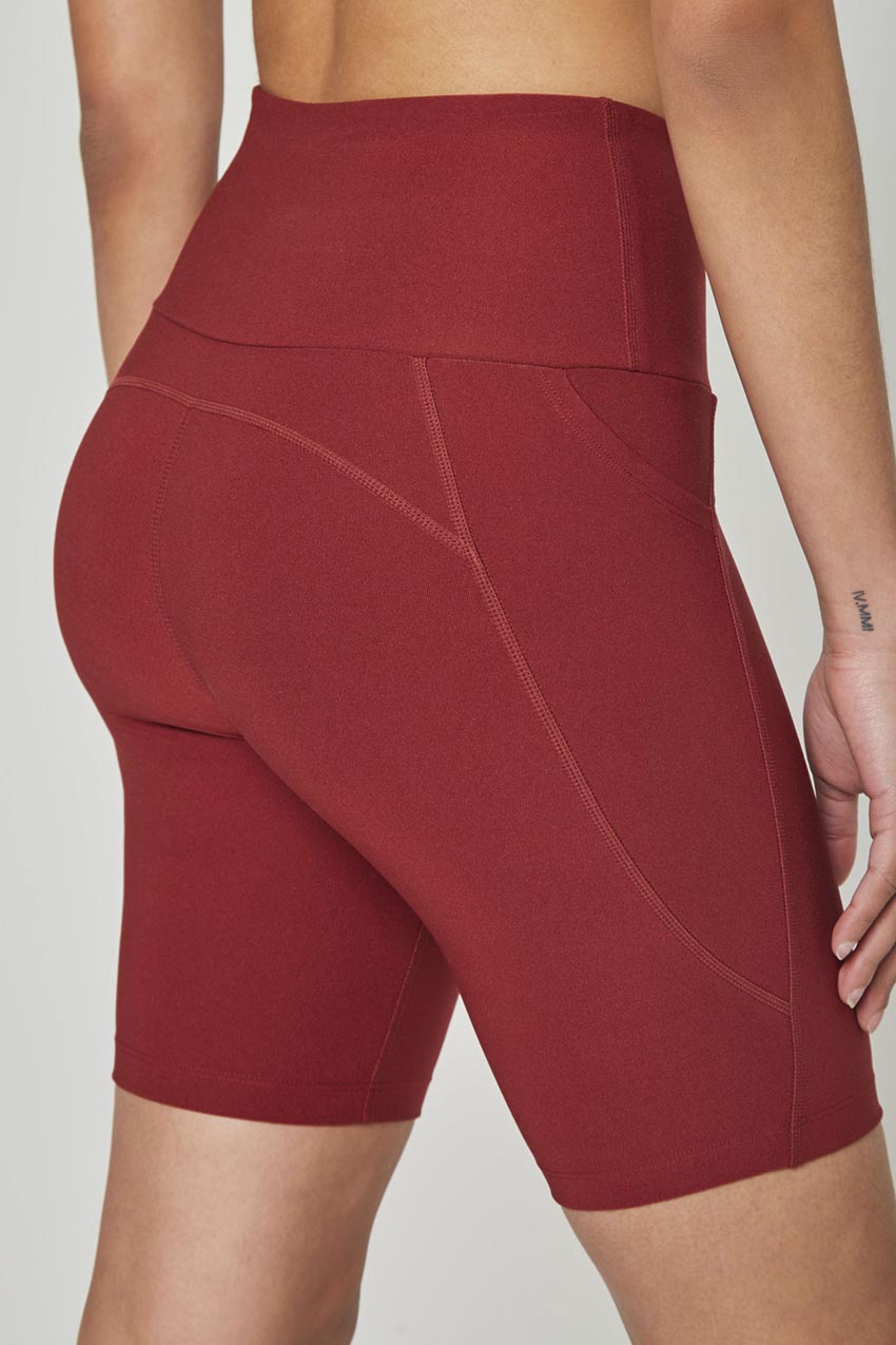 Kalani Explore Recycled High-Waisted 8" Bike Short