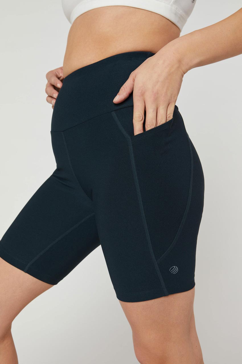 Kalani Explore Recycled High-Waisted 8" Bike Short