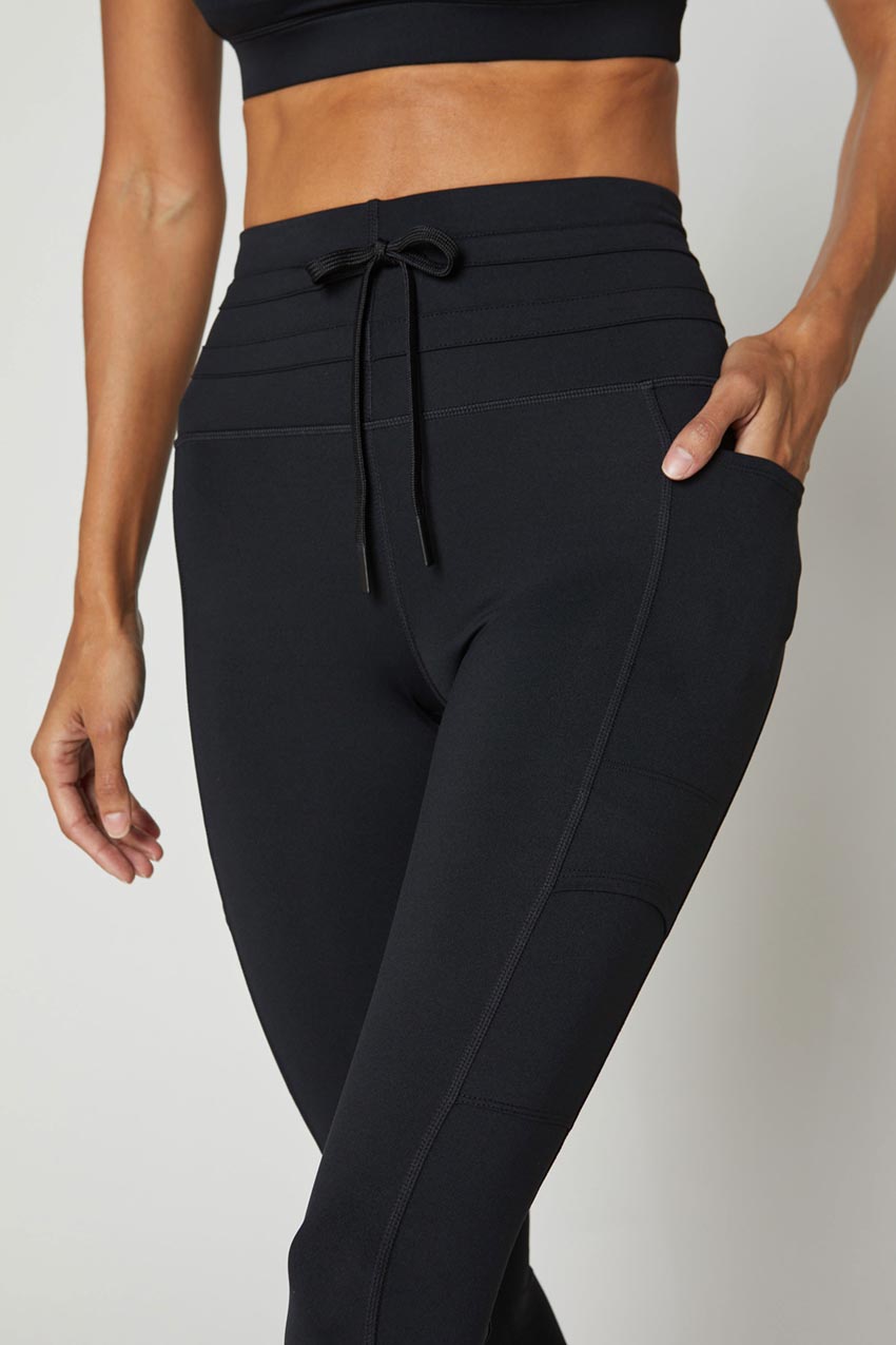 Lorde Multiple Pockets High-Waisted Legging