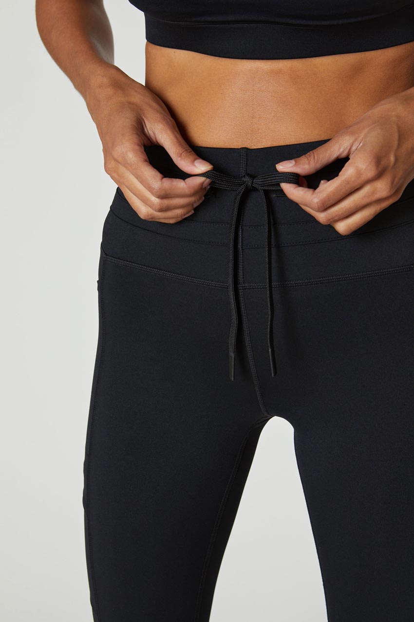 Lorde Multiple Pockets High-Waisted Legging
