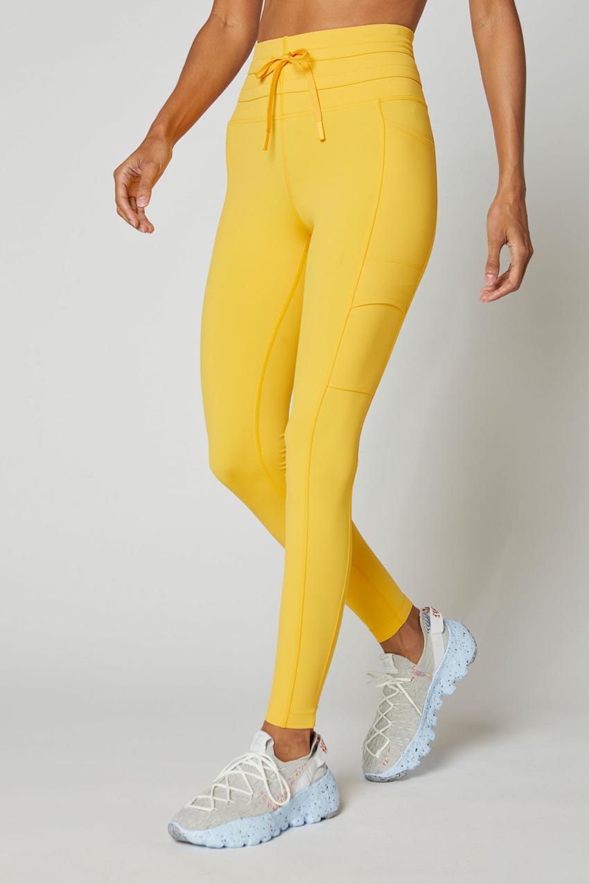 THE UPSIDE Navy and Yellow Soulcycle Midi Pant Leggings Size 6/36