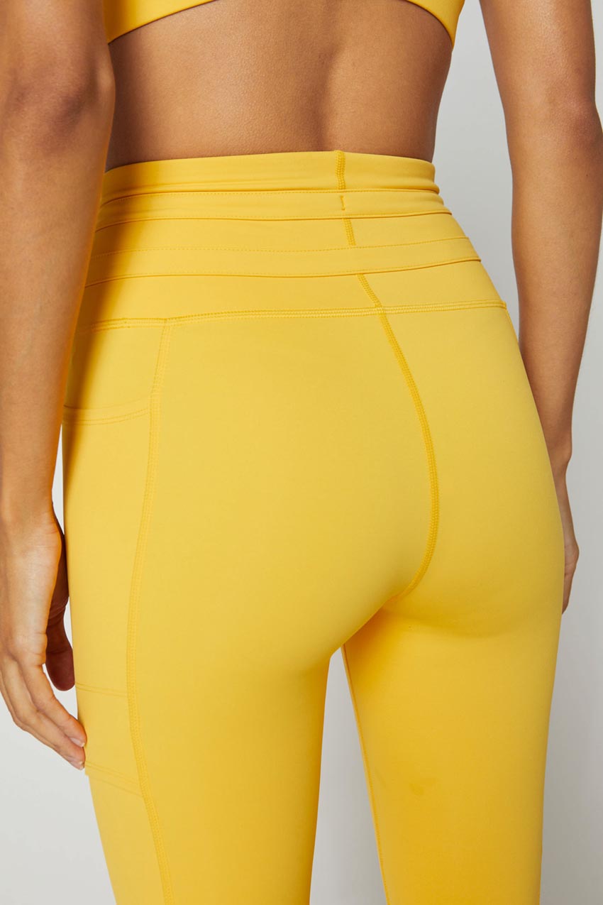 Lorde Multiple Pockets High-Waisted Legging