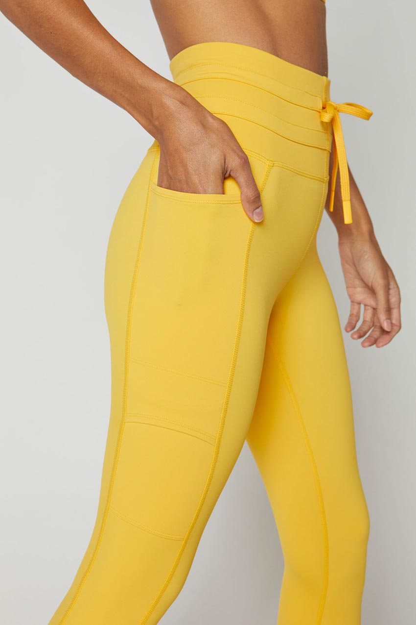 Lorde Multiple Pockets High-Waisted Legging