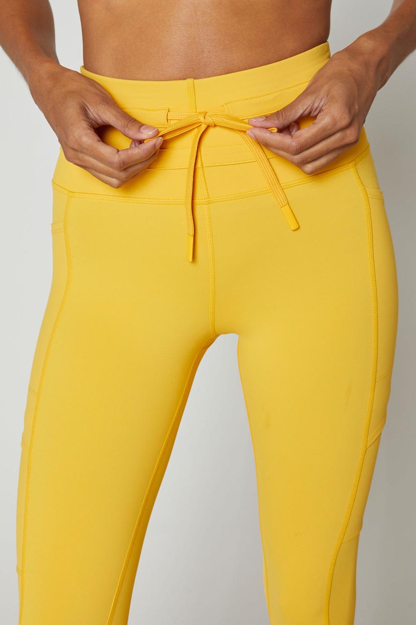 Lorde Multiple Pockets High-Waisted Legging