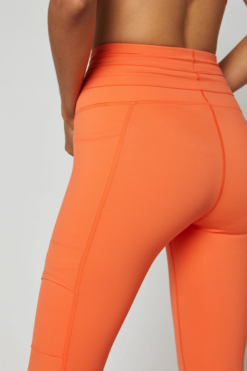 Lorde Multiple Pockets High-Waisted Legging