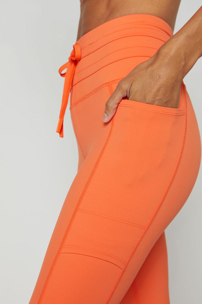 Lorde Multiple Pockets High-Waisted Legging