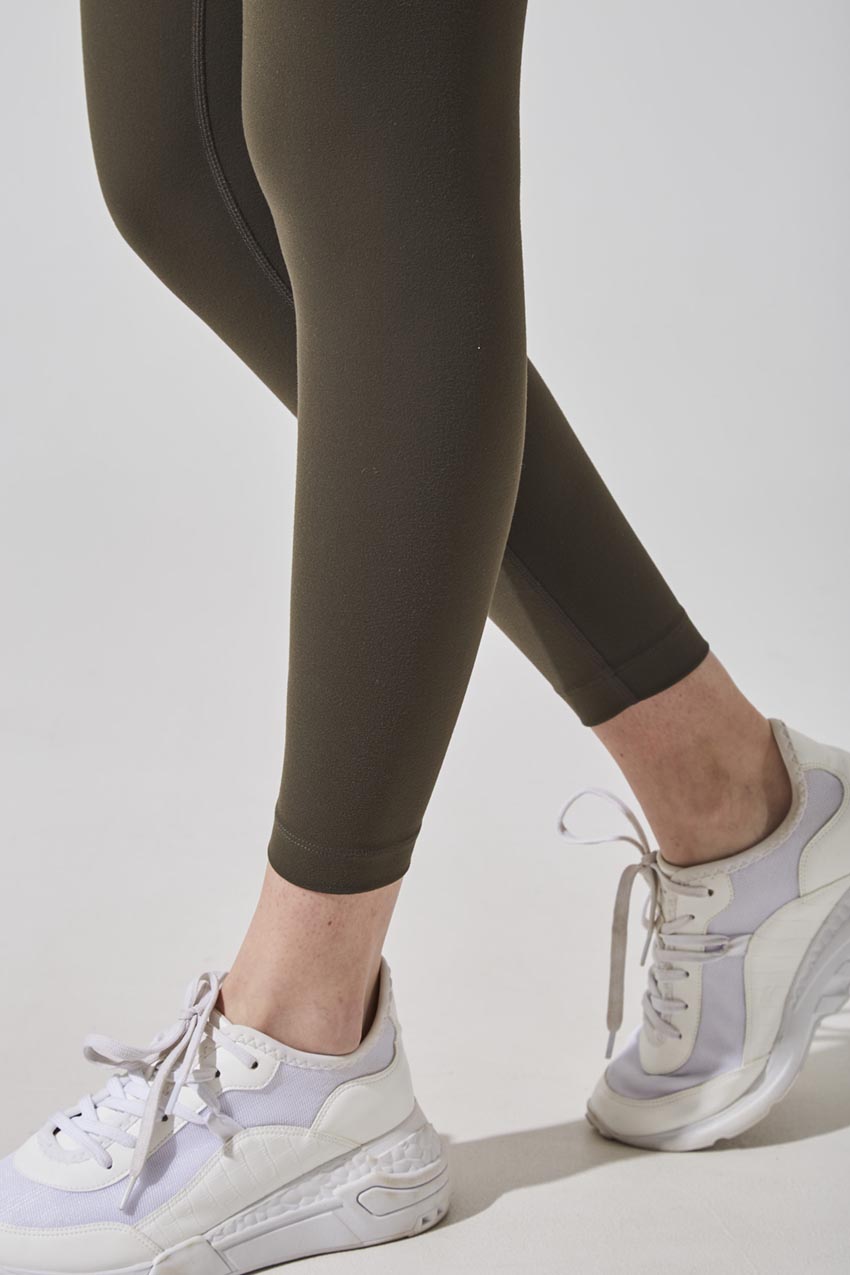 Juniper Velocity Mid-Rise 7/8 Legging