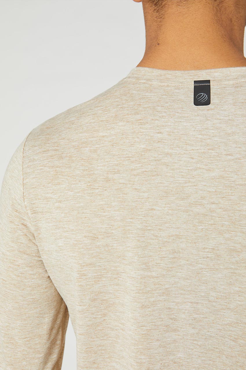 Recharge Dynamic Recycled Polyester Stink-Free Long Sleeve