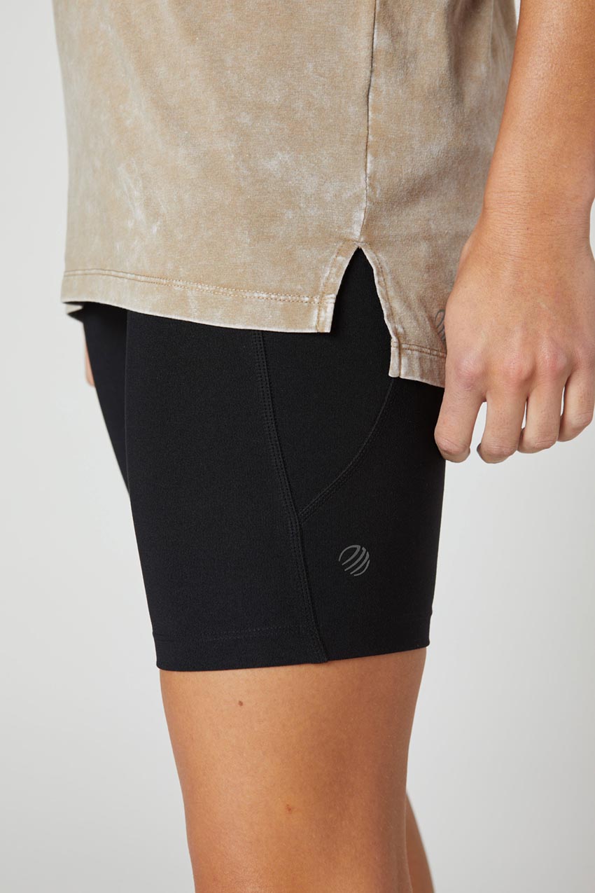 Billie All Gender Washed T-Shirt