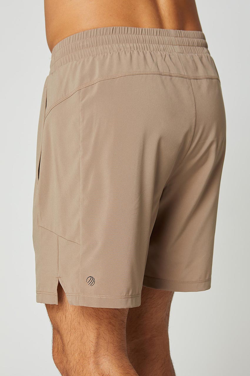 Catch Stride 7" Recycled Polyester Short with Liner