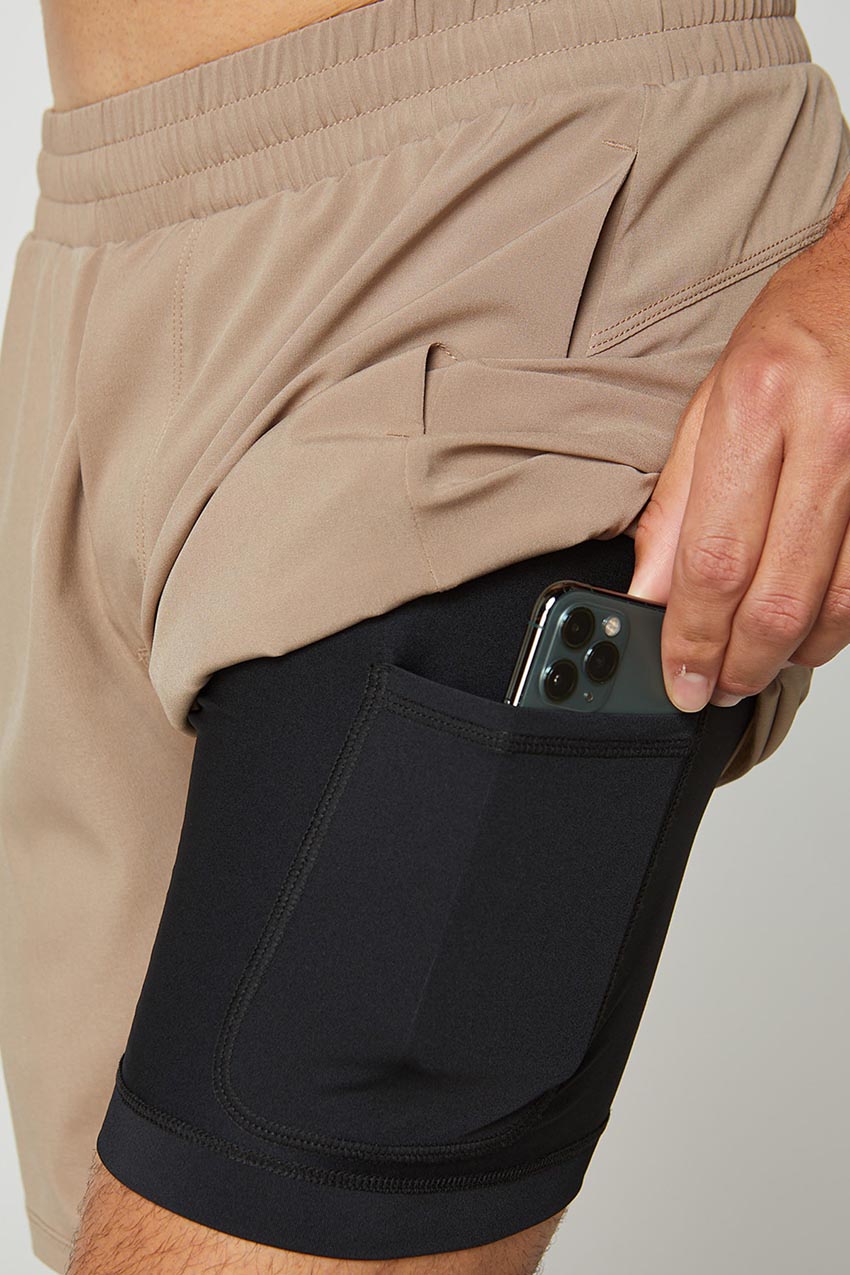 Catch Stride 7" Recycled Polyester Short with Liner