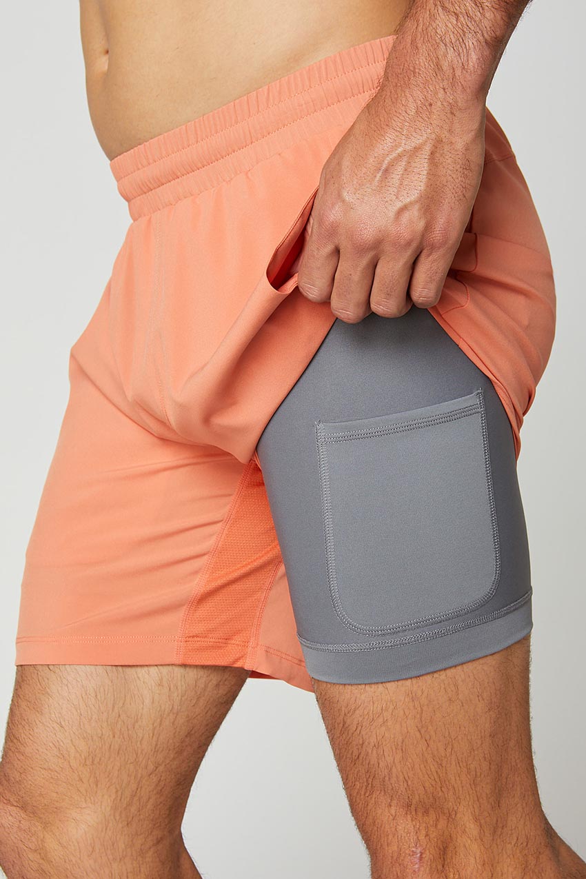 Catch Stride 7" Recycled Polyester Short with Liner