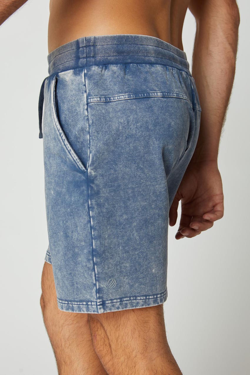 Row All Gender 8" Washed Short