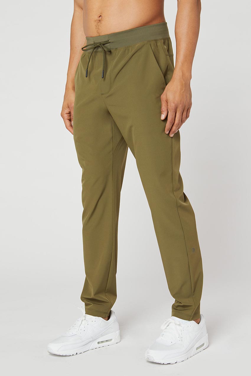 MPG Sport Lithe Recycled Polyester Stretch Woven Pant in Safari Green