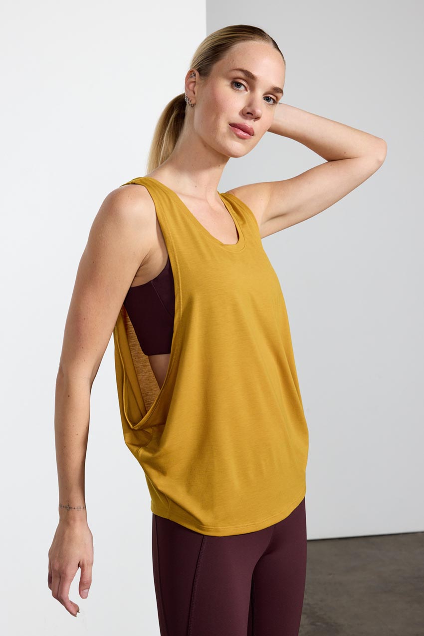 Dynamic Recycled Polyester Dropped Arm Hole Tank Top