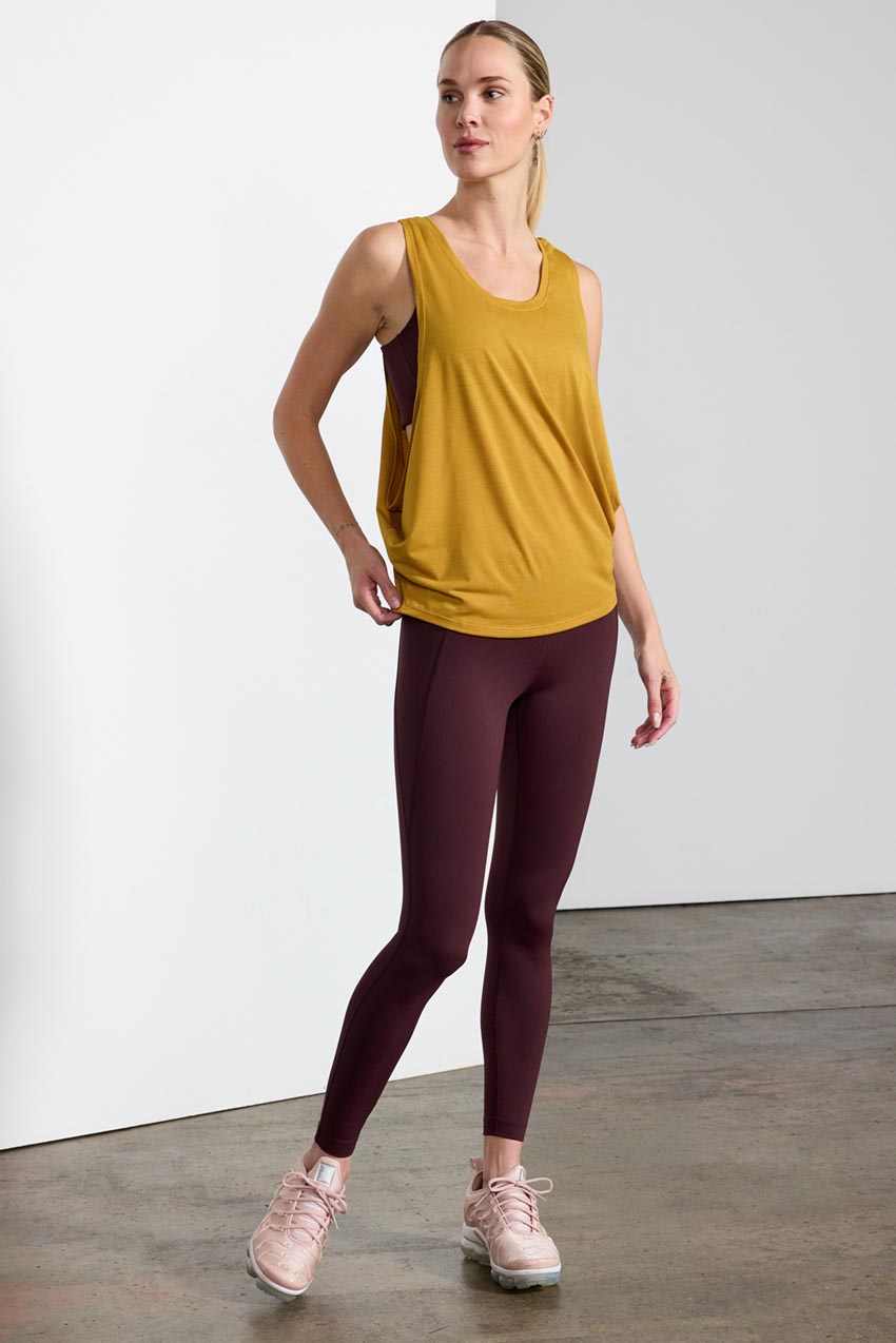 Dynamic Recycled Polyester Dropped Arm Hole Tank Top