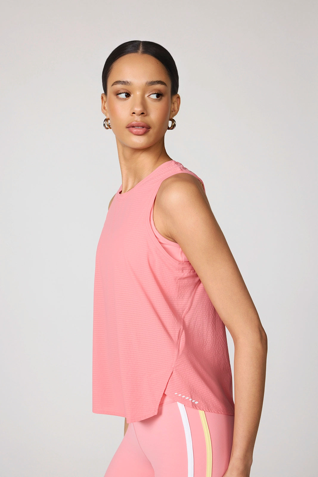 Aerate Tank - Strawberry Ice