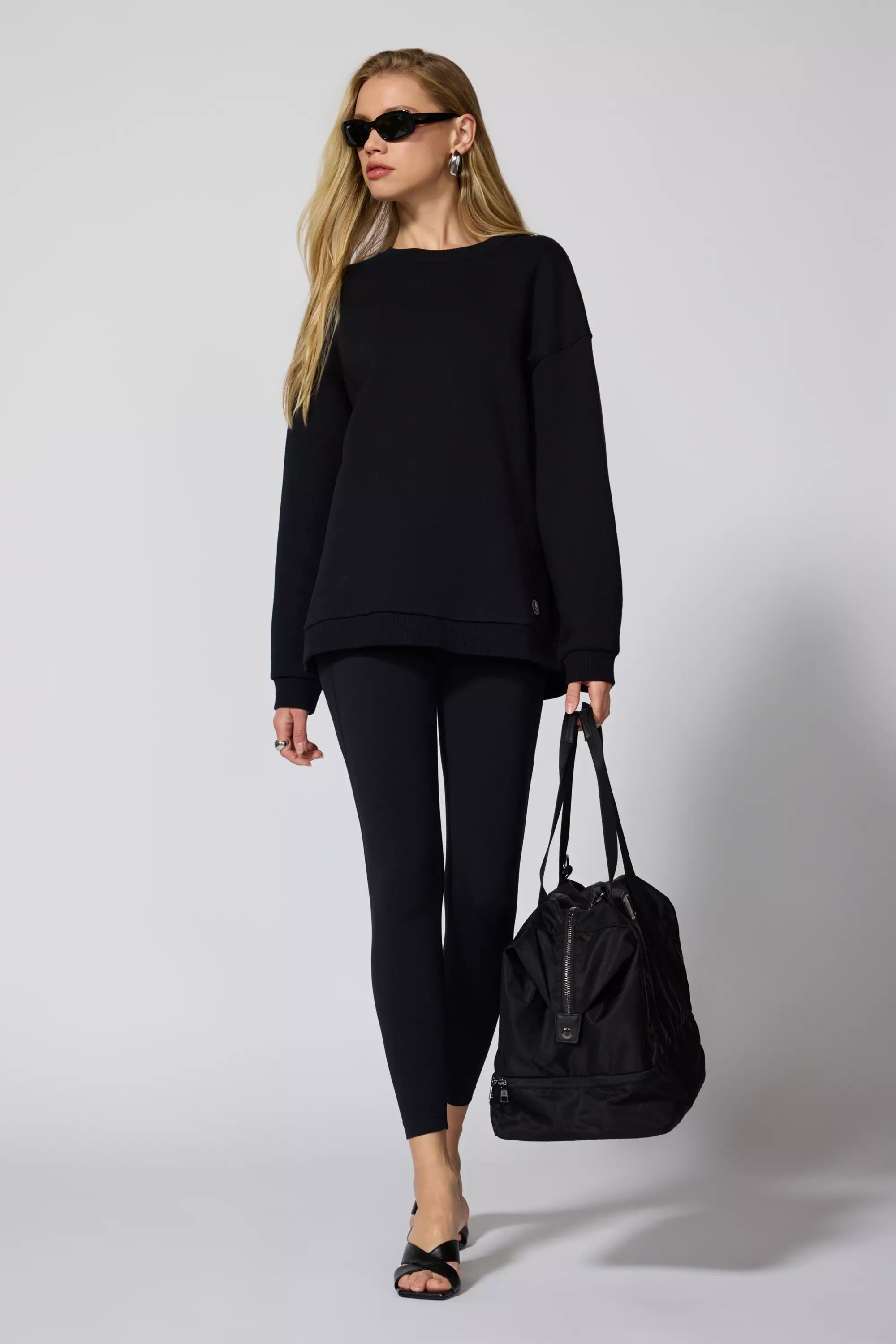 Comfort Fleece Relaxed Sweatshirt - Black