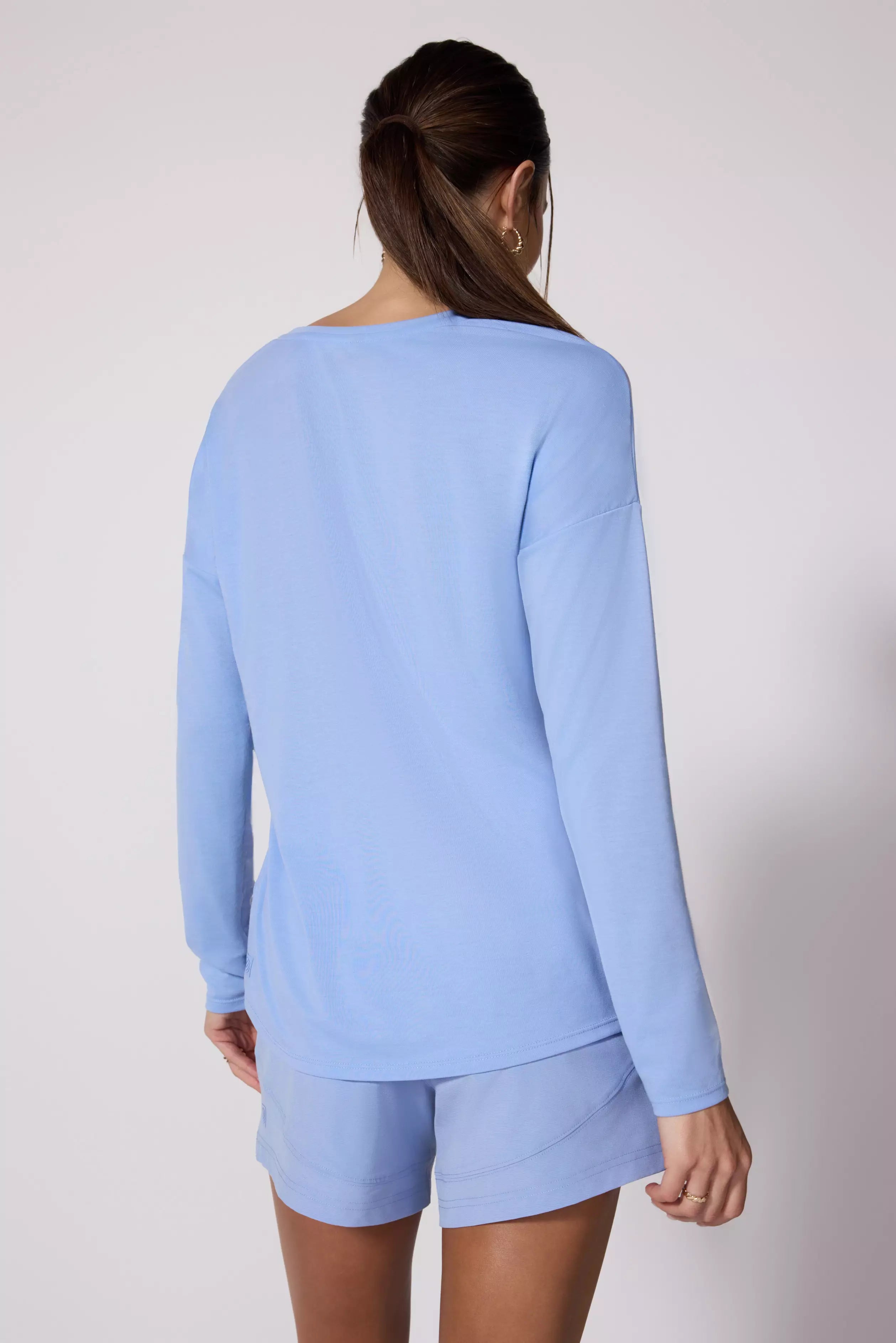 Performance Knit Long Sleeve Tee - Hydrangea