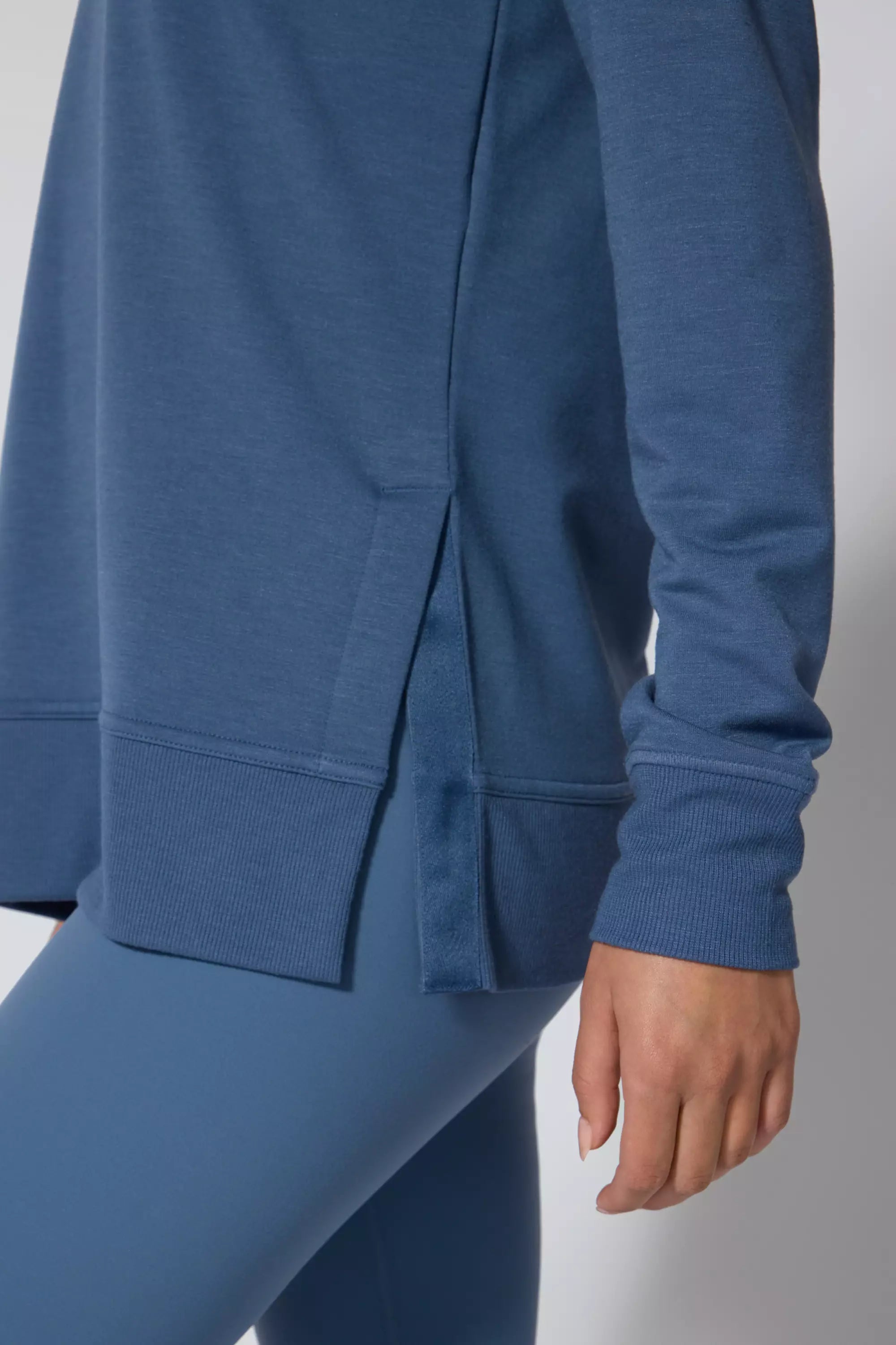 Cozy Fleece Relajado Reply Artover - Azul de gasolina