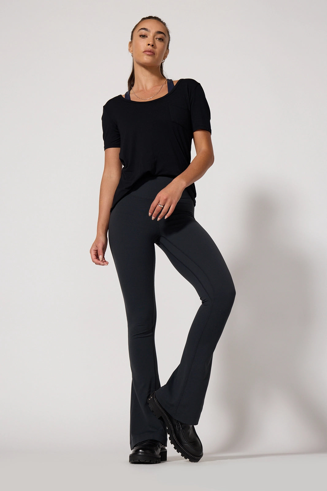 Breeze Pocket Tee - Black
