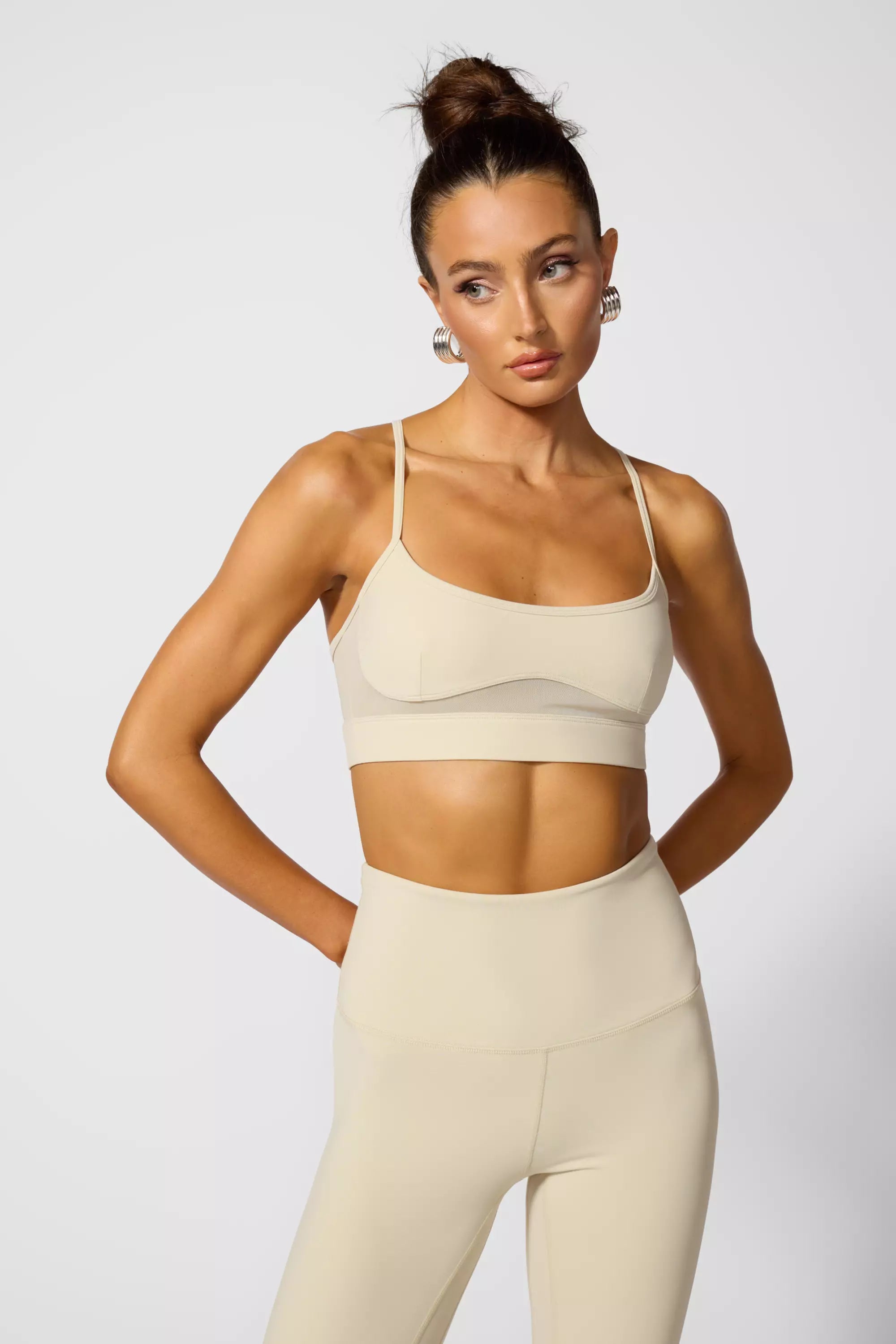 Sculpt Cross Back Bra - Arroz marrón