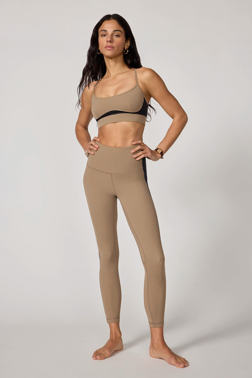 Sculpt Cross Back Bra - Caribou/Black