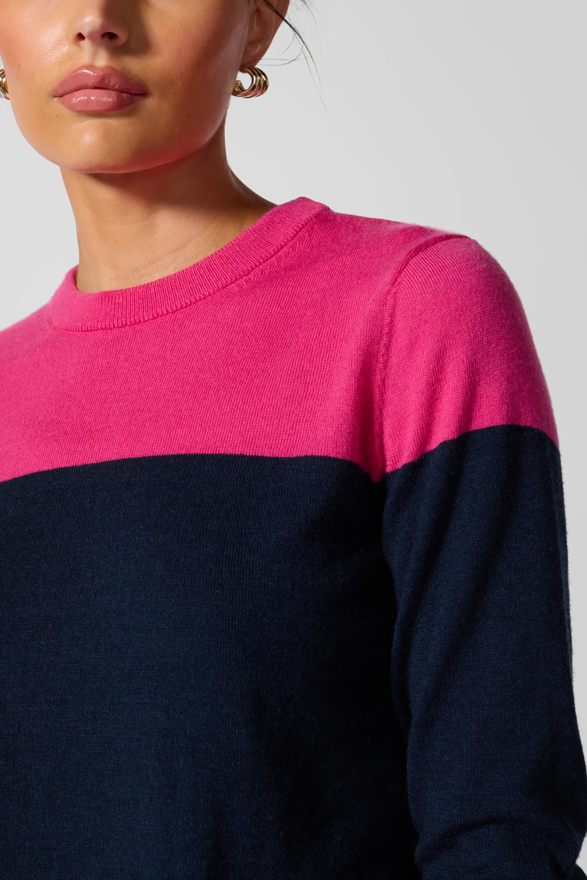 Merino Crew Neck - Navy Blazer/Fuchsia