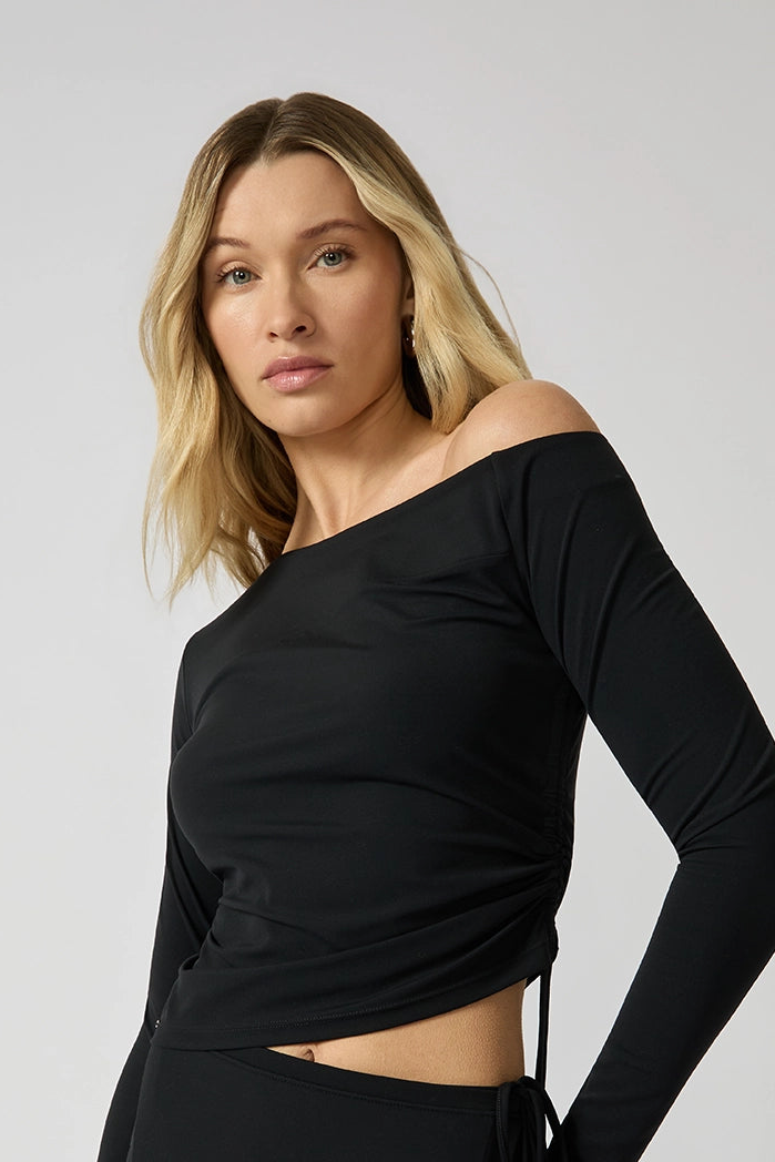 Cloud Asymmetrical Top & Dreamweave™ Pleated Pant Set