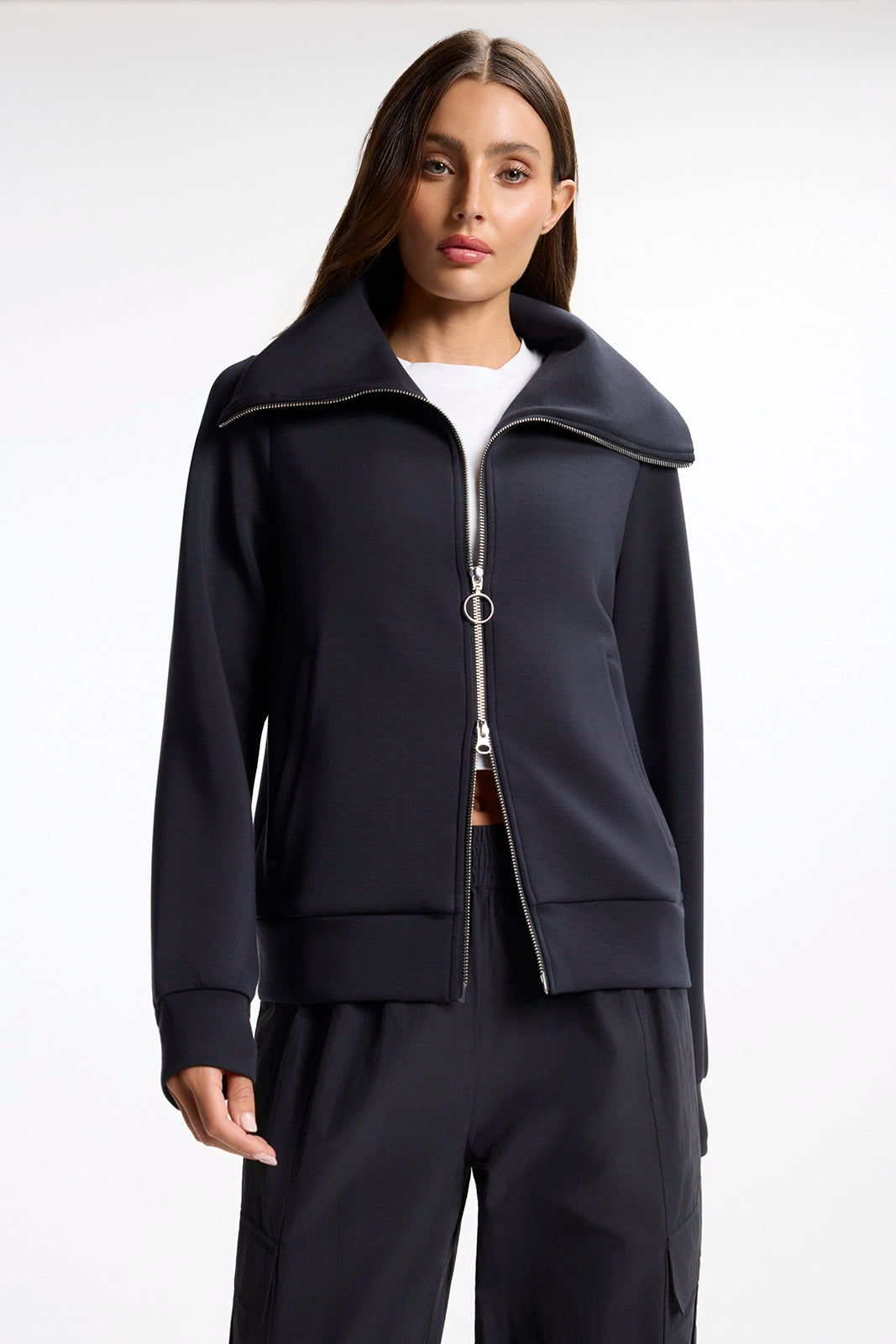 For general description, go to 'Main Product Description' region - Dreamweave™ Oversized Jacket - Black