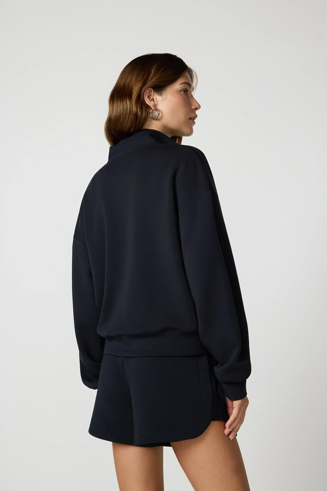 Dreamweave Crossover Pullover - Black