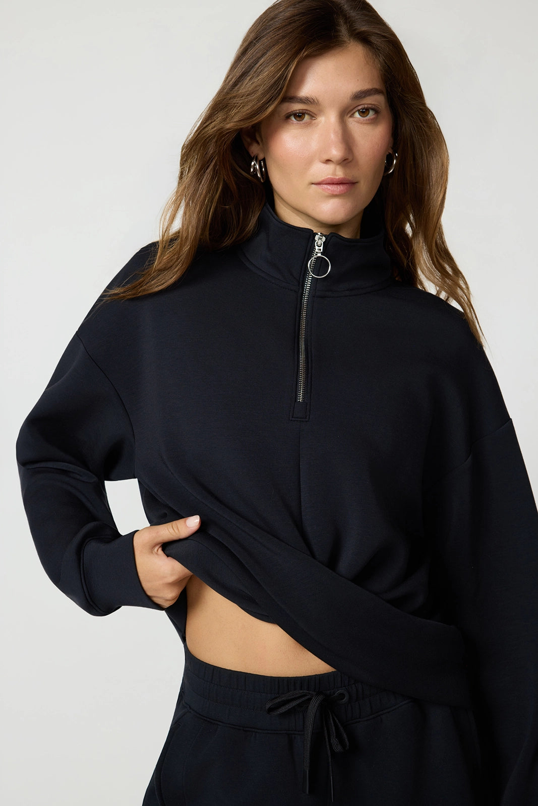 Dreamweave Crossover Pullover - Black