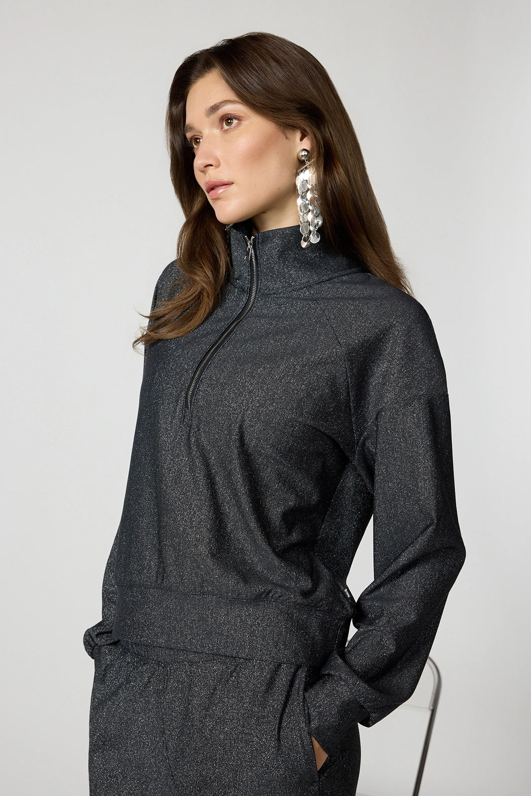Shimmer Quarter Zip - Black w/ Silver