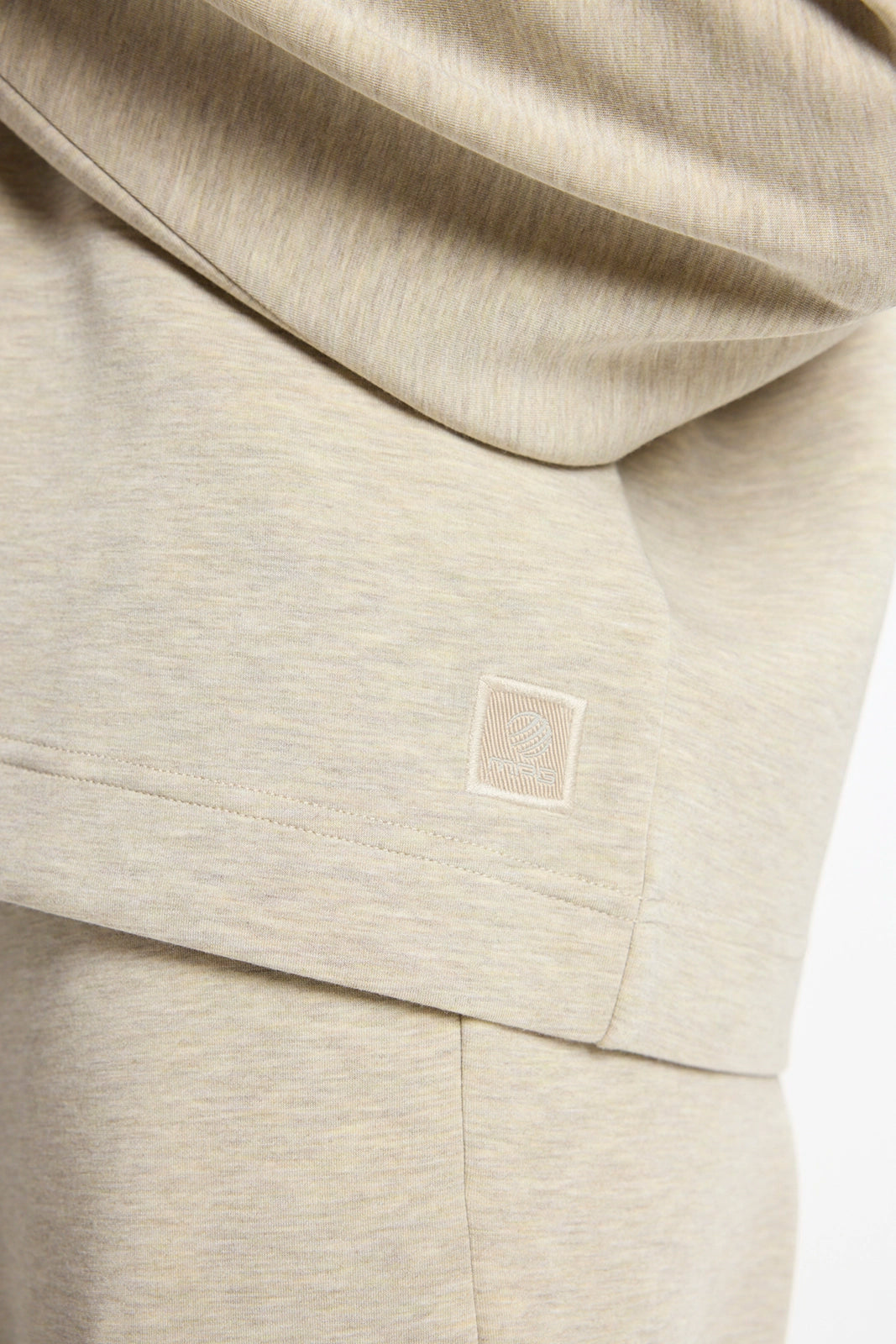 Dreamweave™ Crew Neck with Dropped Armhole - Htr Silver Sage