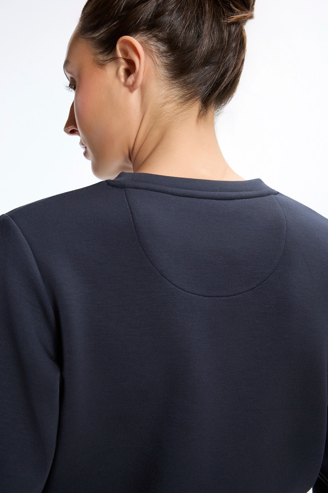Dreamweave™ Pleated Crew Neck - Black