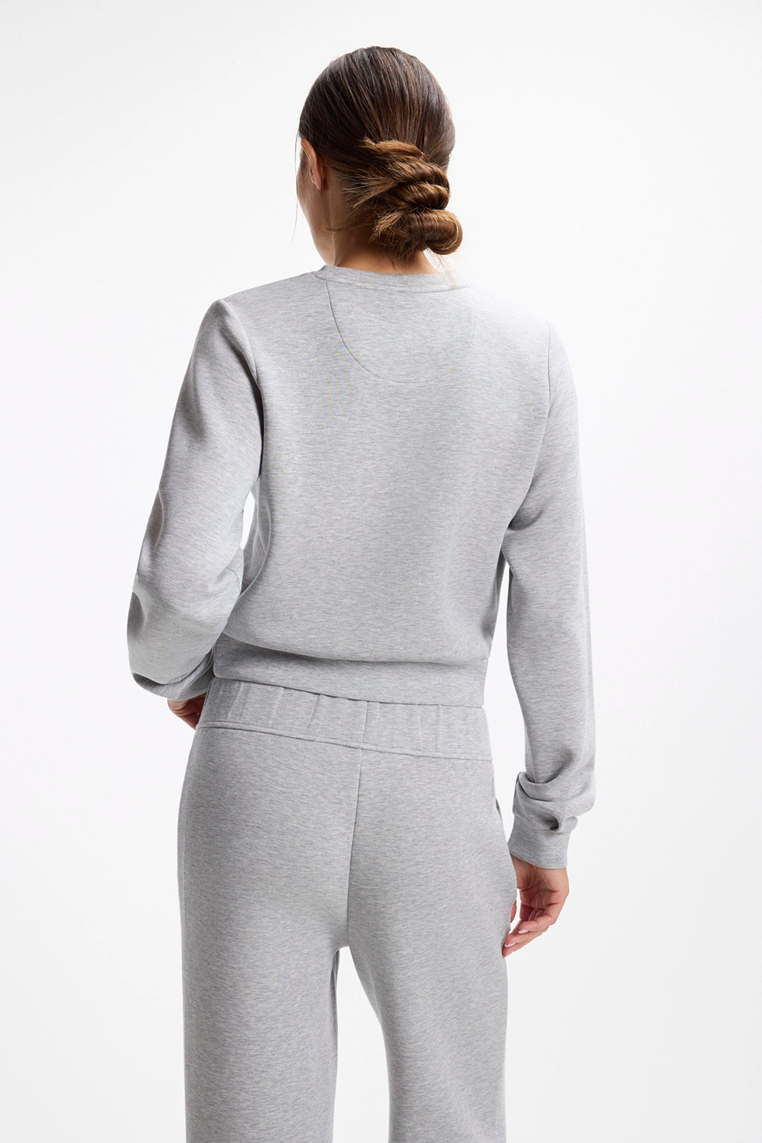 Dreamweave™ Pleated Crew Neck - Htr Concrete