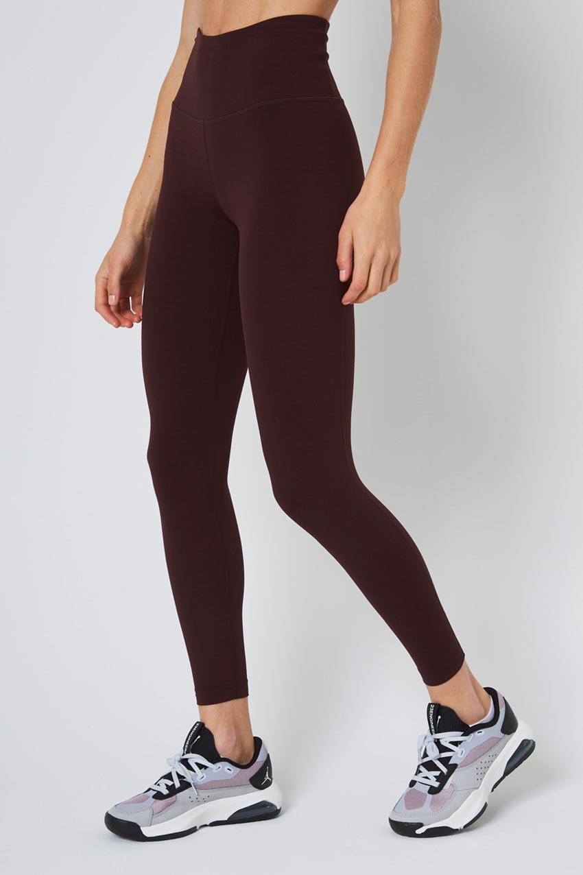 Vital Recycled Nylon High-Waisted Legging 25" Peached