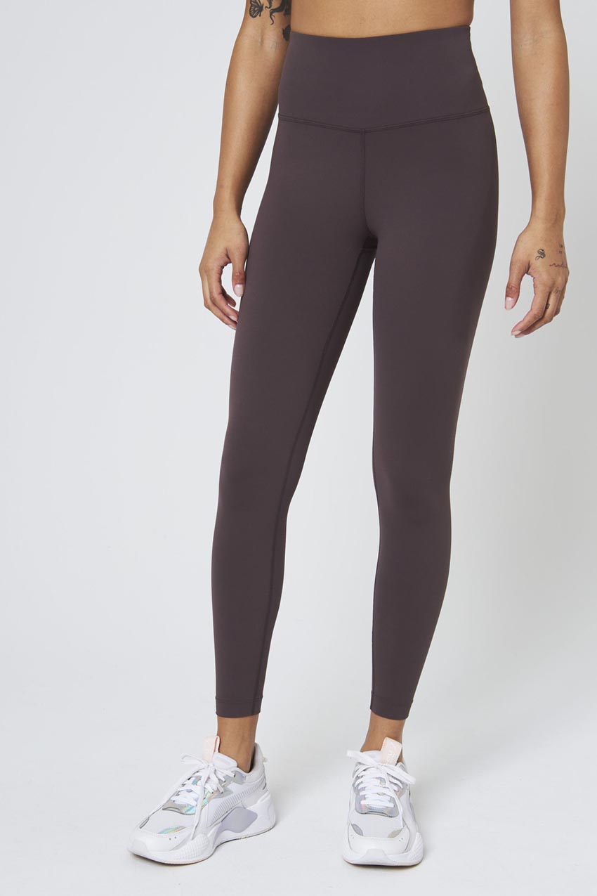 Vital Recycled Nylon High-Waisted Legging 25" Peached