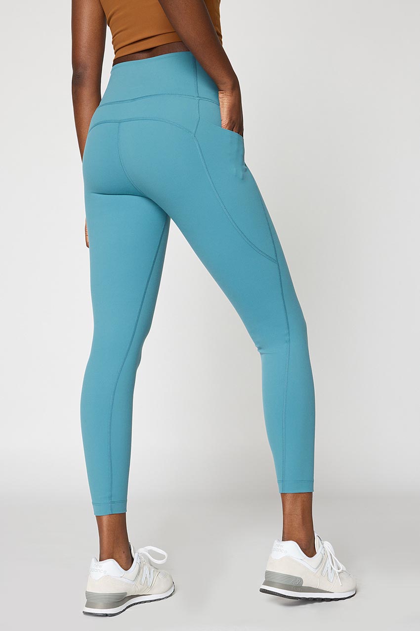 Velocity High-Waisted 26 Legging With Pocket