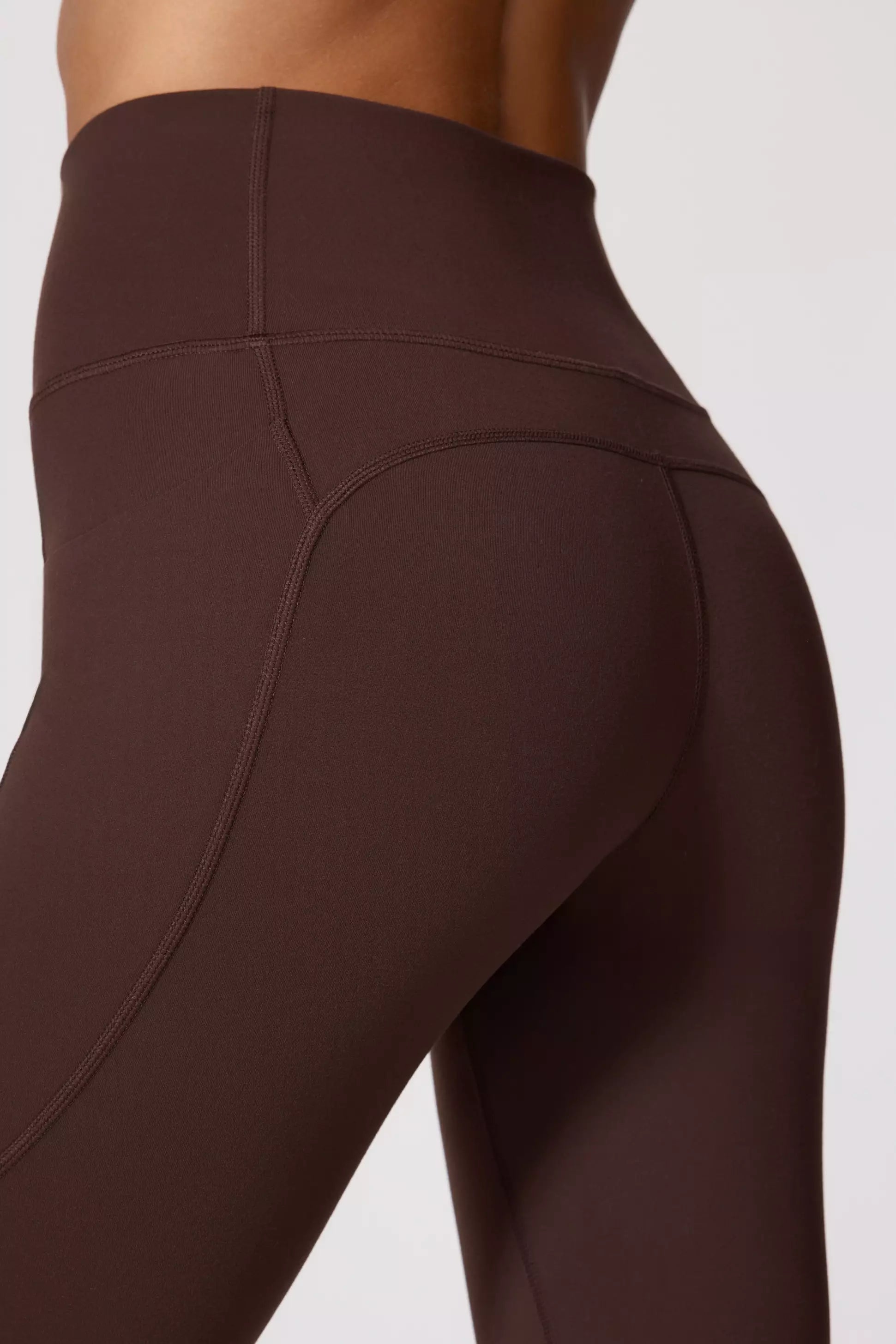 Velocity Legging con bolsillo - marrón chocolate