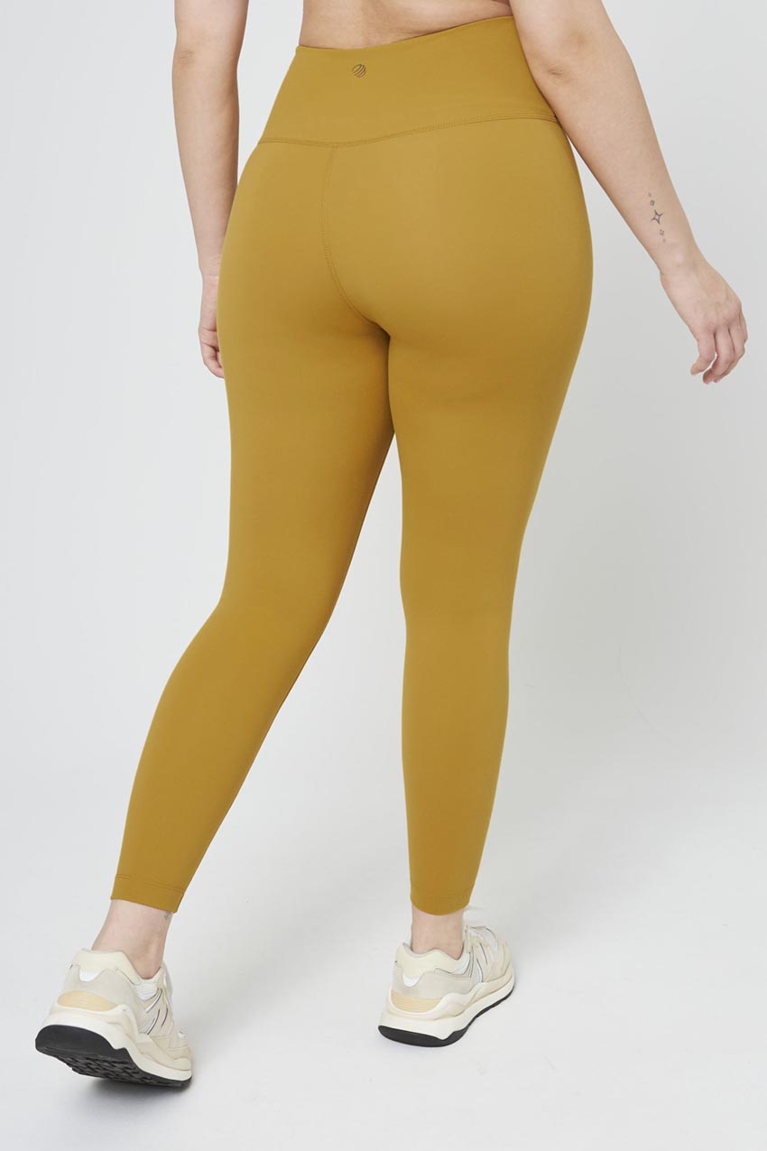 Velocity High-Waisted 26 Legging With Pocket