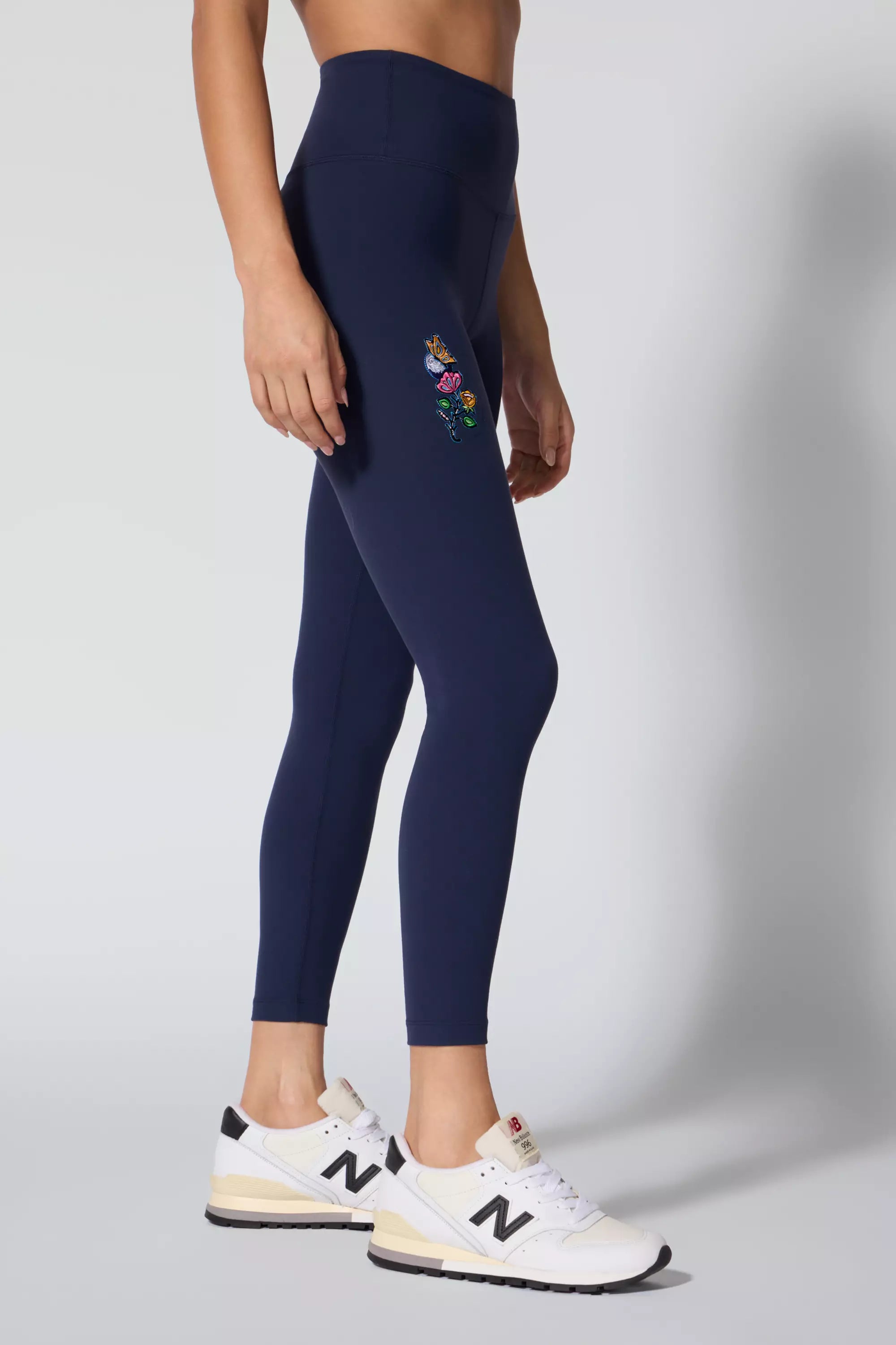 Legging brodé de vitesse - marine profonde