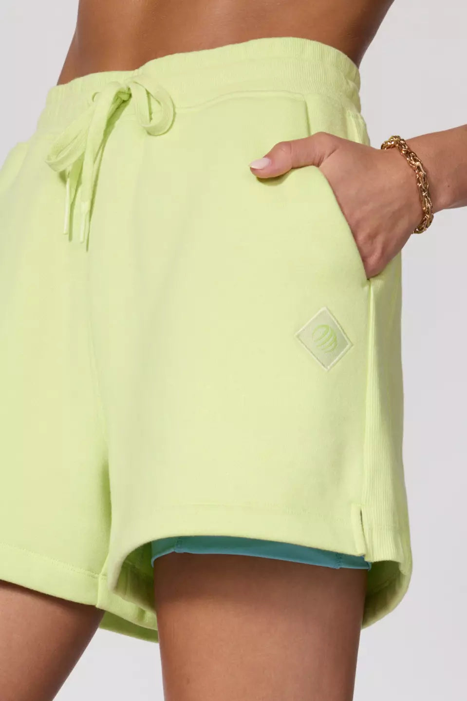 Comfort Fleece Short - Shadow Lime