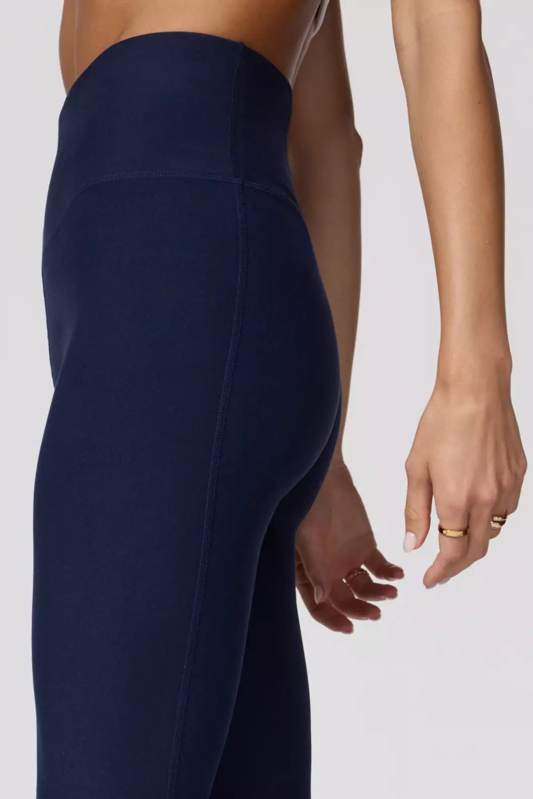 Explore Cut to Length Legging - Deep Navy