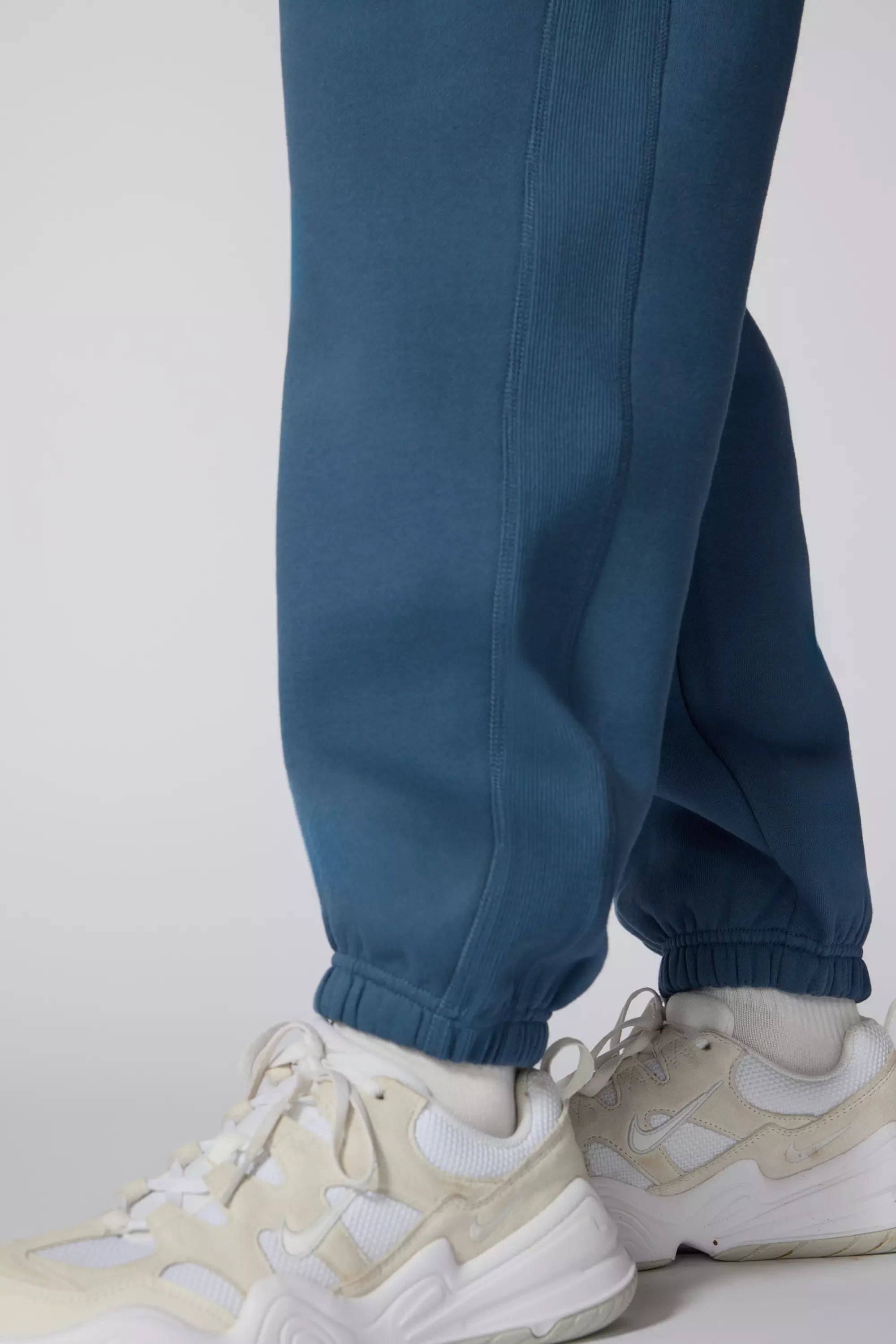 LUXEFLEECE JOGGER CONTRACTÉ - Bleu à l'essence